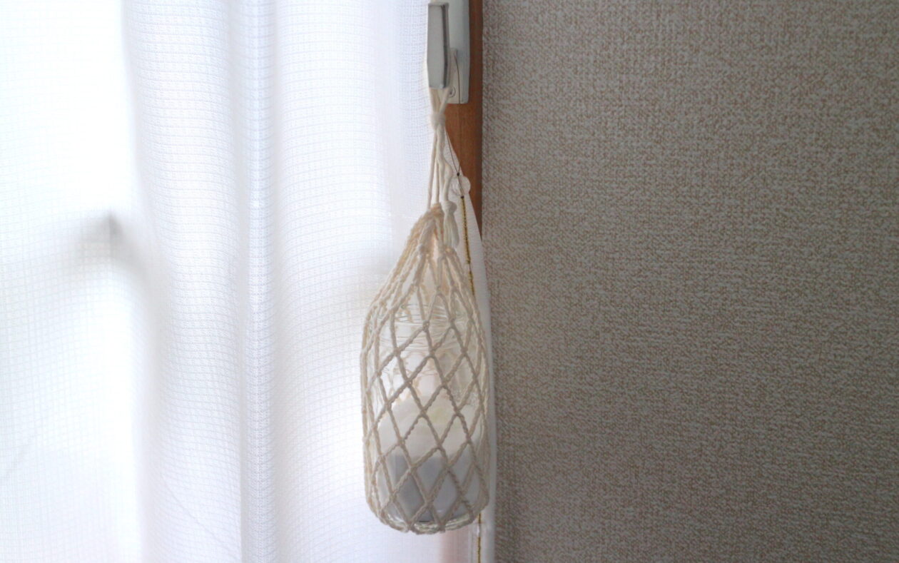 重曹とハッカ油で地球に優しい虫除けボトルを作りました 海と糸